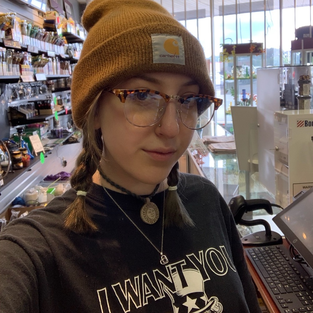 Meet your Posher, Molly